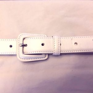 TALBOT'S WHITE LEATHER BELT